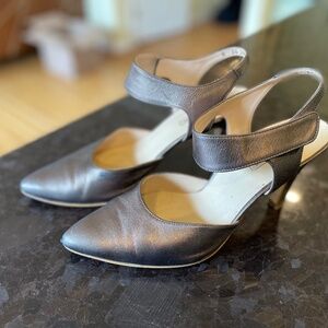 Paul Green shoes heels/pumps , size 39 (US 8), bronze